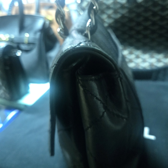 Chanel Classic Ultimate Stitch Flap Medium Bag Silver Turnlock - Picture 7 of 16